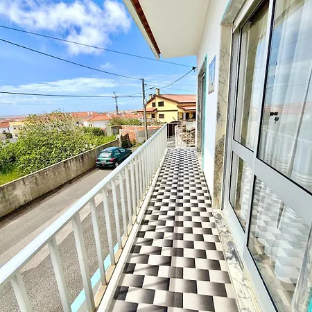 Casa de Férias House In - Private Patio - Surf - Baleal